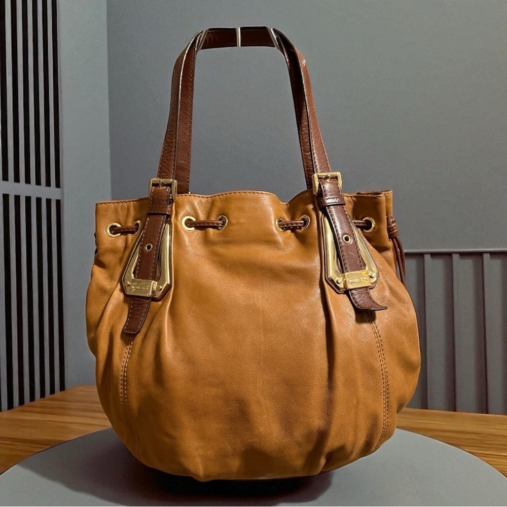 Michael Kors Shoulder Bag